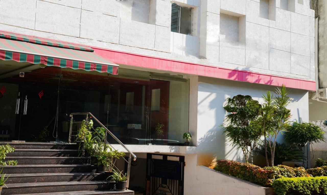 Oyster Suites Hyderabad Eksteriør billede