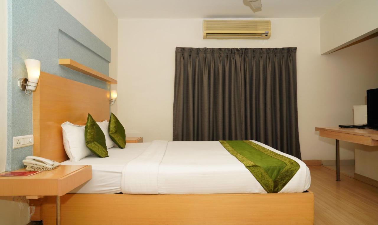 Oyster Suites Hyderabad Eksteriør billede