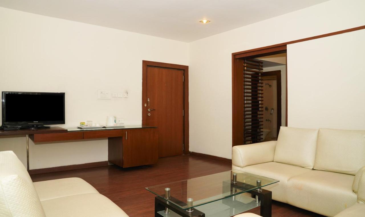 Oyster Suites Hyderabad Eksteriør billede